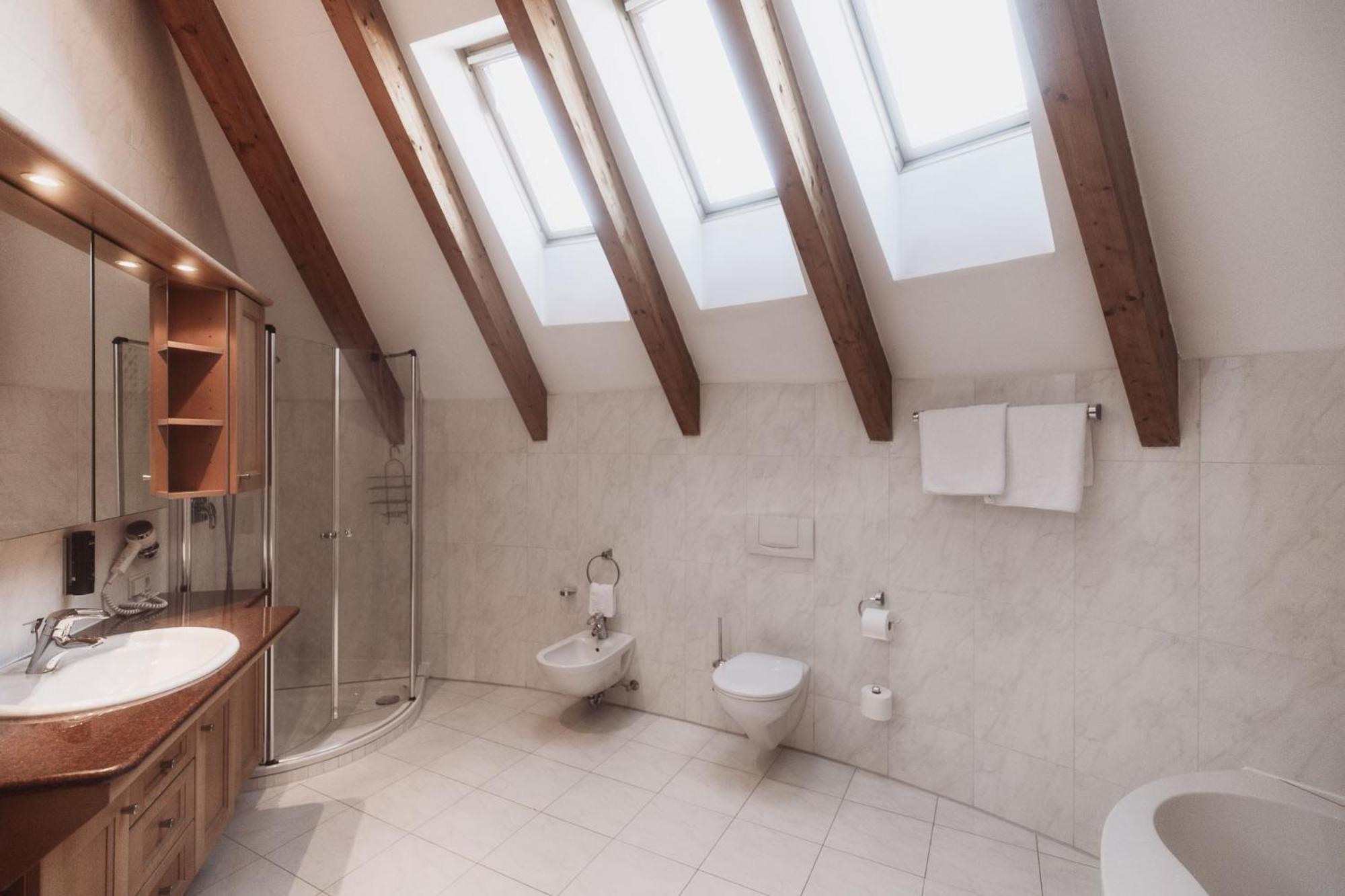 Hotel Montis - Active Nature Spa Brunico Kültér fotó